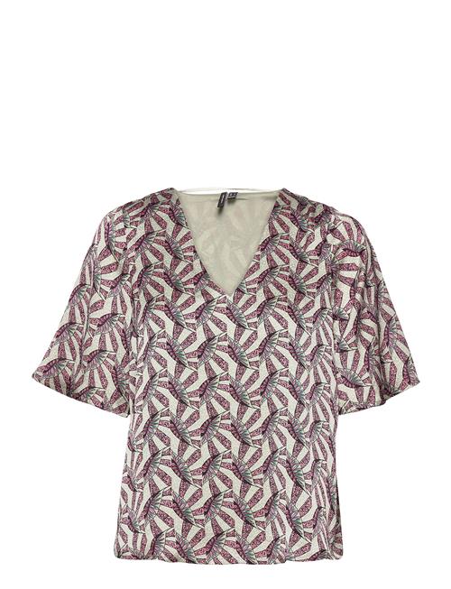 Se Vero Moda Vmzelda 2/4 V-Neck Top Wvn Lcs Vero Moda Patterned ved Booztlet