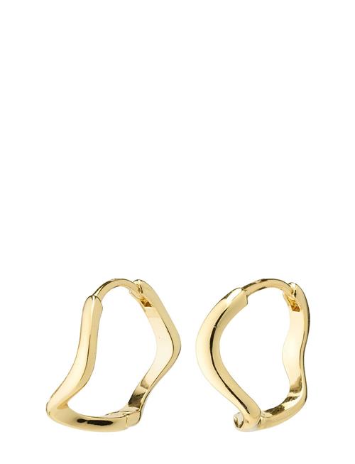 Se Pilgrim Alberte Organic Shape Hoop Earrings Pilgrim Gold ved Booztlet