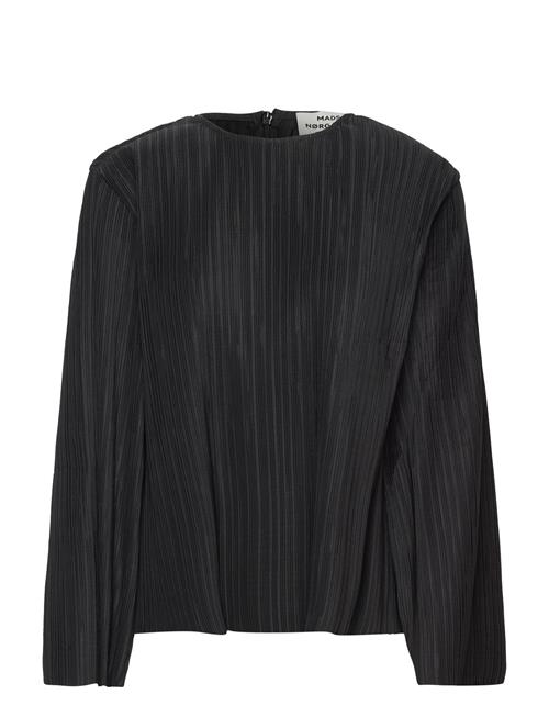 Se Mads Nørgaard Paper Pleat Rina Blouse Mads Nørgaard Black ved Booztlet