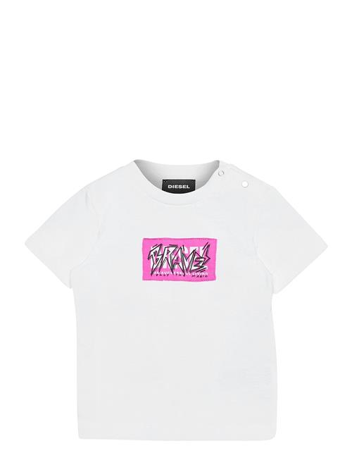 Se Diesel Tjustx62B T-Shirt Diesel White ved Booztlet