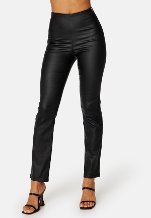 Se BUBBLEROOM Alicia coated straight leg trousers Black 54 ved Bubbleroom