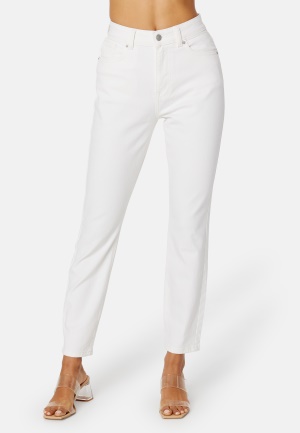 Se BUBBLEROOM Lori Slim Jeans White 34 ved Bubbleroom