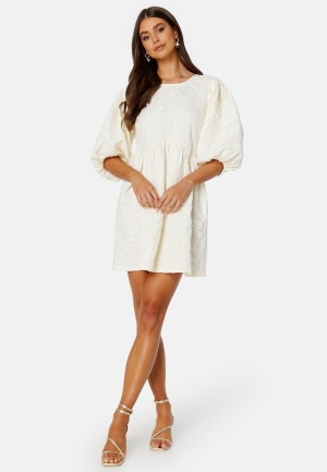 Se BUBBLEROOM Summer Luxe Puff Mini Dress Light yellow 46 ved Bubbleroom