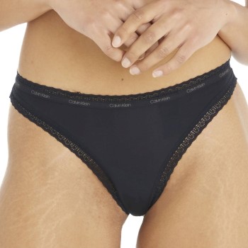 Calvin Klein Trusser Bottoms Up Refresh Thong Sort polyamid Large Dame