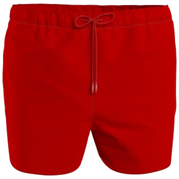 Se Tommy Hilfiger Badebukser Solid Swimshorts Rød Small Herre ved Timarco