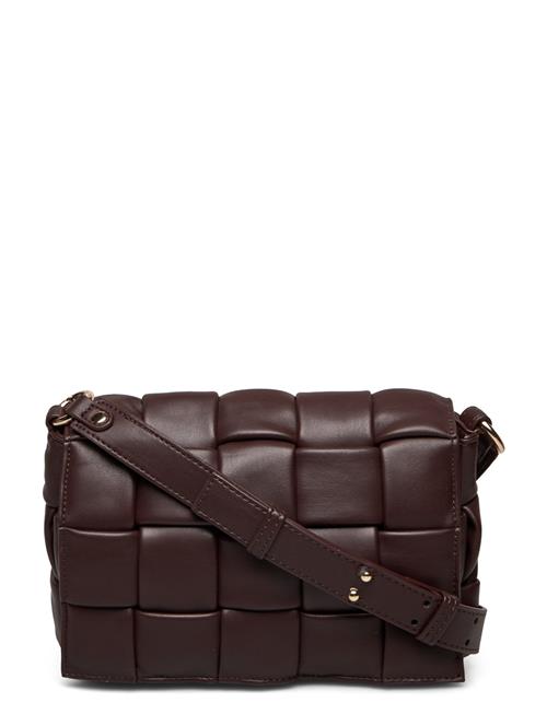 Se Noella Brick Bag Noella Brown ved Booztlet