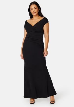 Se Goddiva Curve Bardot Pleat Maxi Dress Black 50 (UK22) ved Bubbleroom