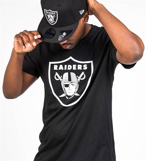 Se New Era New Era T-shirt - Raiders - Sort ved KidsWorld