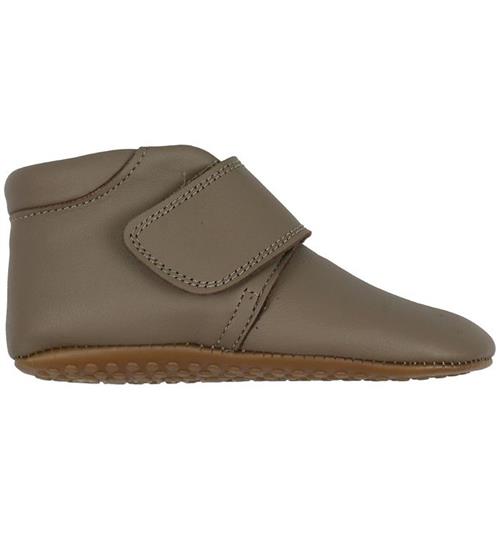 Se Pom Pom Hjemmesko - Velcro - Taupe ved KidsWorld