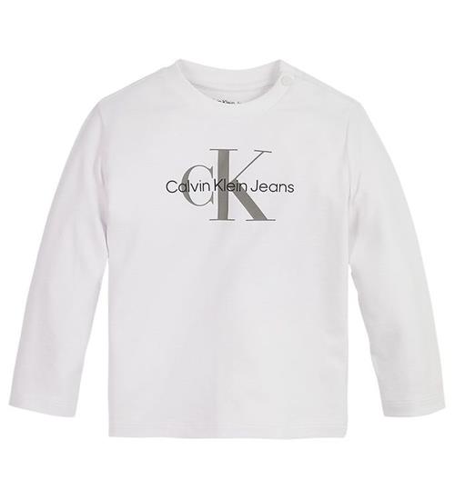 Se Calvin Klein Bluse - Monogram LS T-Shirt - Bright White ved KidsWorld