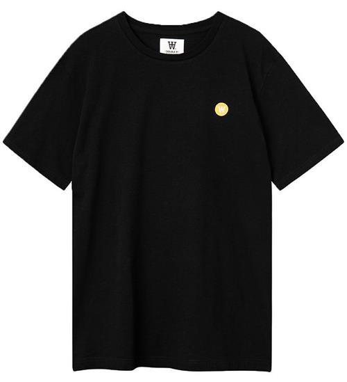 Se Wood Wood Wood Wood T-Shirt - Ace - Black ved KidsWorld