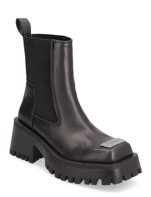 Se Steve Madden Sharpen Bootie Steve Madden Black ved Booztlet