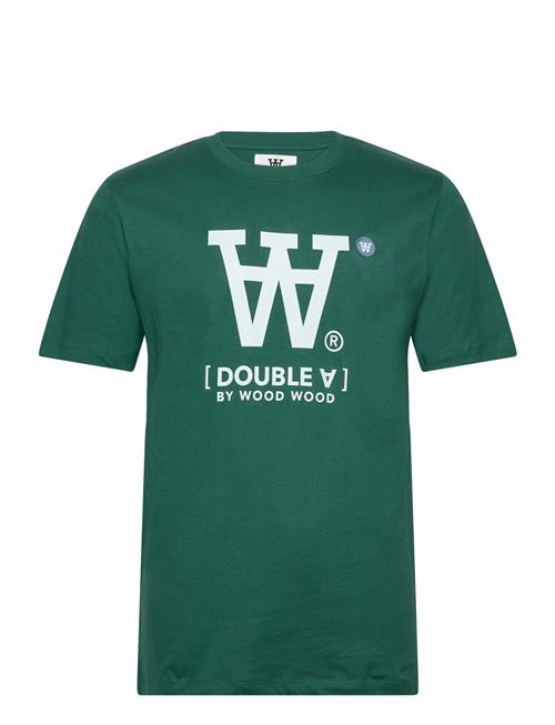 Se Double A by Wood Wood Ace Big Logo & Badge T-Shirt Double A By Wood Wood Green ved Booztlet