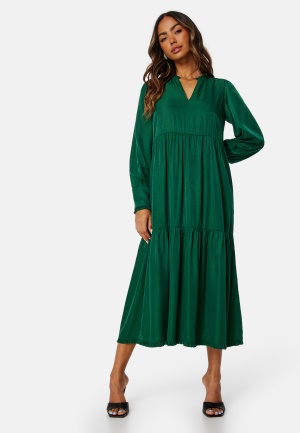 Se Happy Holly Pammela Dress Dark green 36/38 ved Bubbleroom