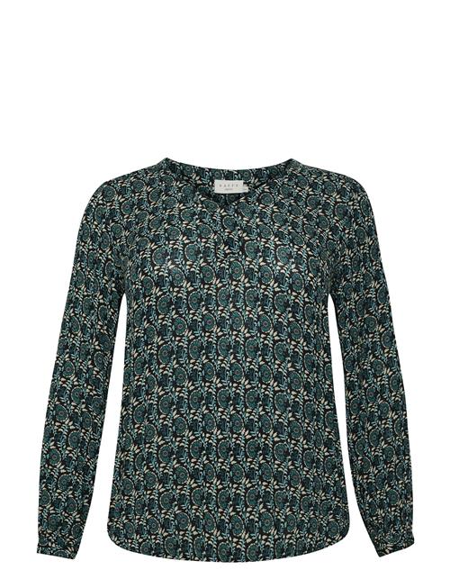 Se Kaffe Curve Kckerry Ami Blouse Kaffe Curve Green ved Booztlet