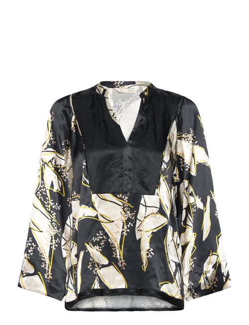 Se ODD MOLLY Kendra Blouse ODD MOLLY Black ved Booztlet