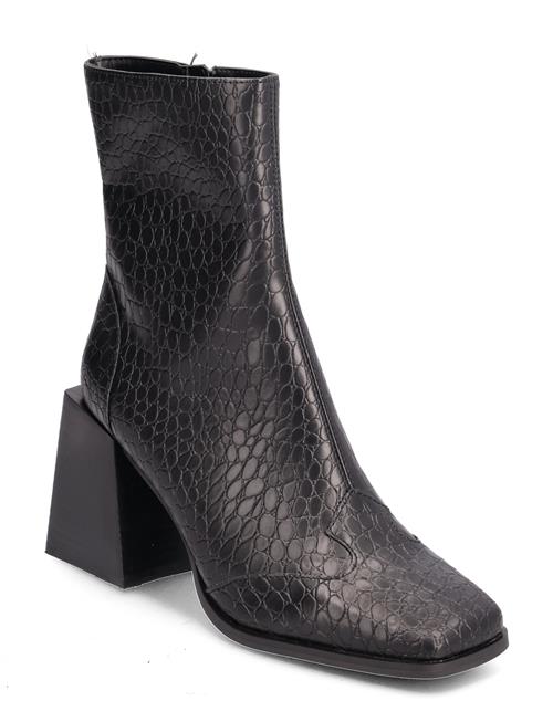 Se Steve Madden Duchess Bootie Steve Madden Black ved Booztlet