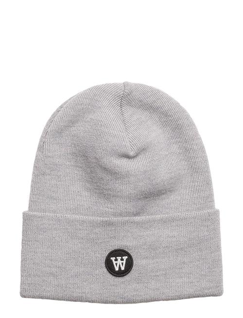 Se Double A by Wood Wood Gerald Tall Beanie Double A By Wood Wood Grey ved Booztlet