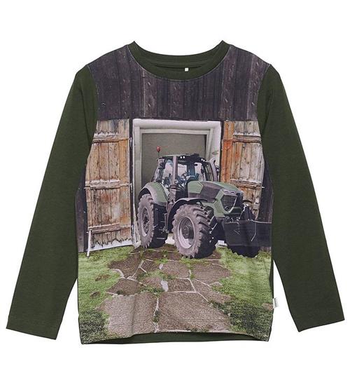 Se Minymo T-Shirt - Forest Night m. Traktor ved KidsWorld