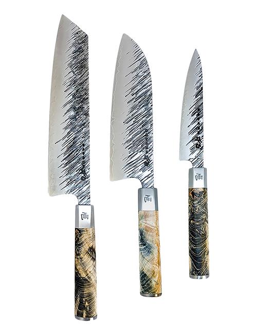 Se Satake Satake Knife Set, Kiritsuke, Santoku And Petty Satake Patterned ved Booztlet