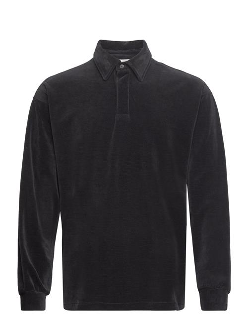 Se Filippa K Velour Longsleeve Polo Filippa K Black ved Booztlet