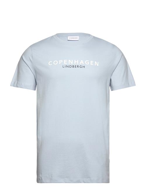 Se Lindbergh Copenhagen Print Tee S/S Lindbergh Blue ved Booztlet