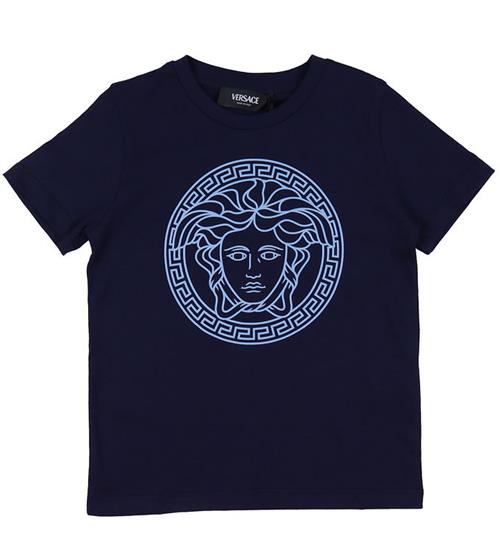 Se Versace Versace T-shirt - Navy/Ballet Blue m. Logo ved KidsWorld