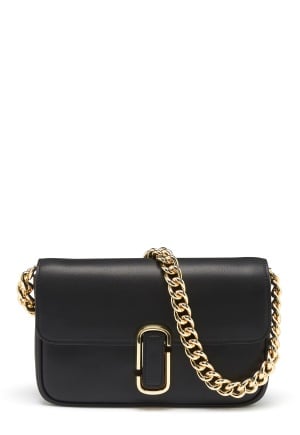 Se Marc Jacobs The Shoulder Bag BLACK 0001 One size ved Bubbleroom