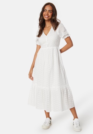 Se Happy Holly Broderie Anglaise Dress White 40/42 ved Bubbleroom