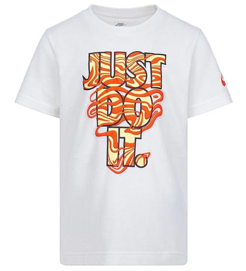 Se Nike Nike T-shirt - Sail m. Print ved KidsWorld