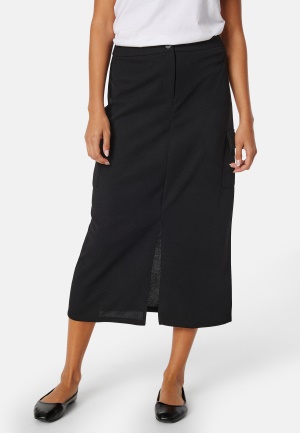 Se Pieces Avelyn HW Midi Skirt Black XS ved Bubbleroom