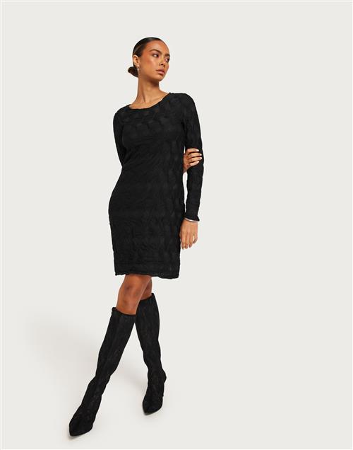 Pieces - Sort - Pclola Ls O-Neck Short Dress