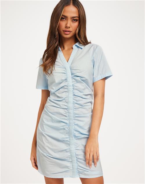 JDY - Blå - Jdyreese S/S Ruching Shirt Dress Wv