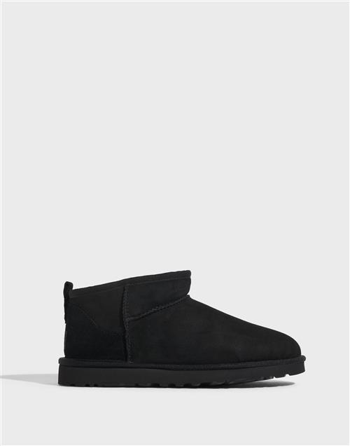 UGG M Classic Ultra Mini Chelsea boots Black