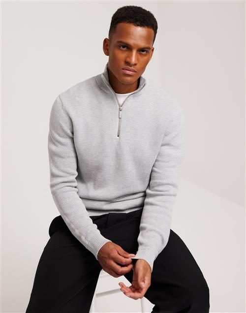 Se Selected Homme Slhdane Ls Knit Structure Half Zip Half zip Light Grey Melange ved NLY Man