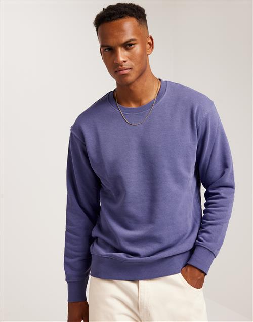 Se Jack & Jones Jjestar Basic Sweat Crew Neck Noos Sweatshirts Twilight ved NLY Man