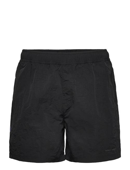 Se Garment Project Tech Shorts - Black Garment Project Black ved Booztlet