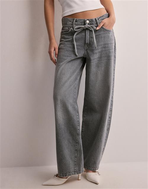 Se Only - Grå - Onlgianna Mw Straight Jeans DOT757 ved Nelly