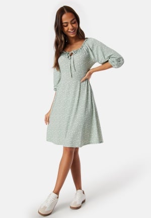 Happy Holly Soft Puff Sleeve Dress Green/Floral 32/34