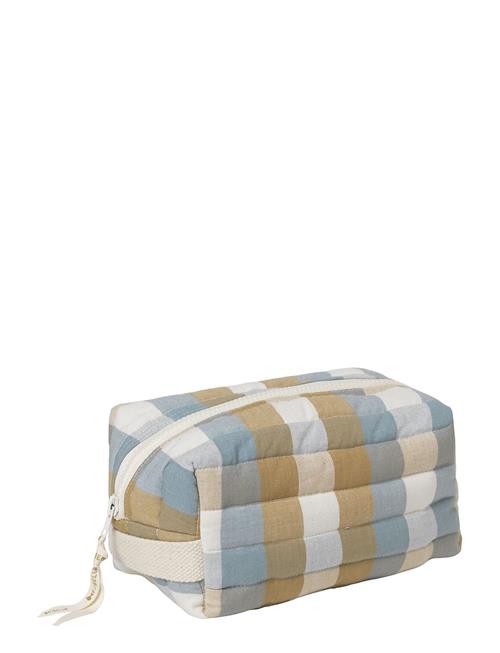 Quilted Toiletry Bag - Cottage Blue Checks Fabelab Patterned