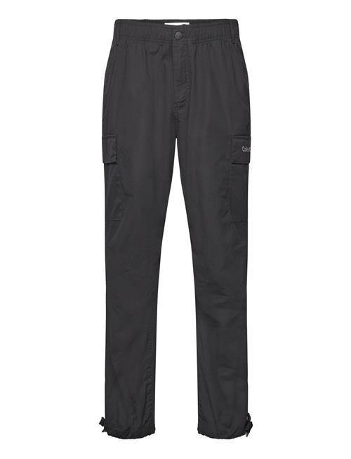 Se Calvin Klein Jeans Essential Regular Cargo Pant Calvin Klein Jeans Black ved Booztlet