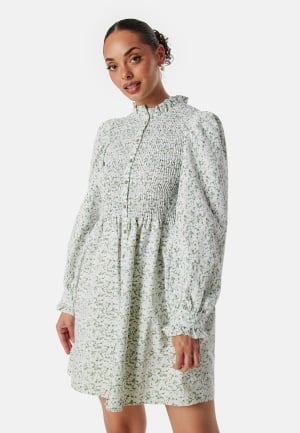 Se ONLY Onlpi Aspen Smock Dress Fog L ved Bubbleroom