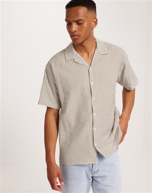 Jack & Jones Jjaydan Seersucker Resort Shirt Ss Kortærmede skjorter Crockery Stripes