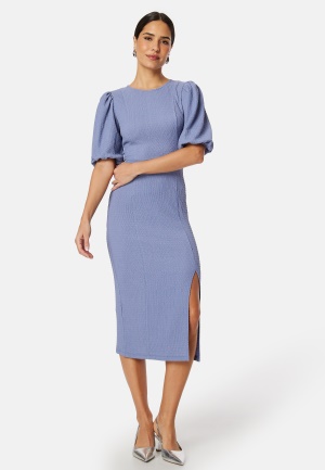 Se BUBBLEROOM Puff Sleeve Slit Dress Dusty blue XS ved Bubbleroom