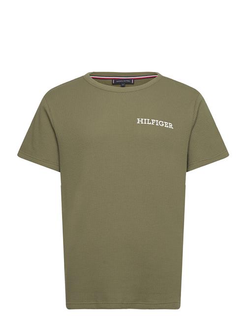 Se Tommy Hilfiger Ss Tee Tommy Hilfiger Green ved Booztlet