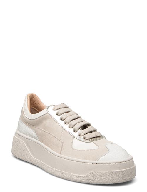 Se Laura Bellariva Sneaker Laura Bellariva Cream ved Booztlet