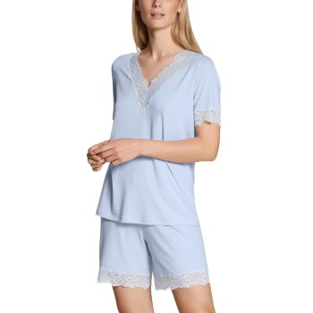 Se Calida Elegant Dreams Short Pyjama Lyseblå modal Large Dame ved Timarco