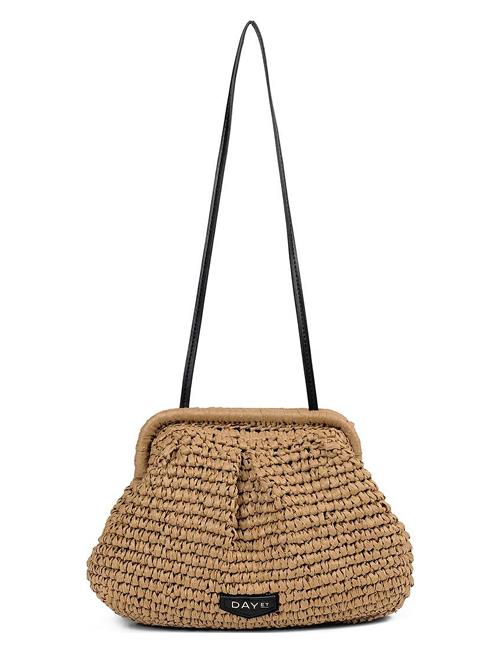 Se DAY ET Day City Straw Clutch DAY ET Beige ved Booztlet