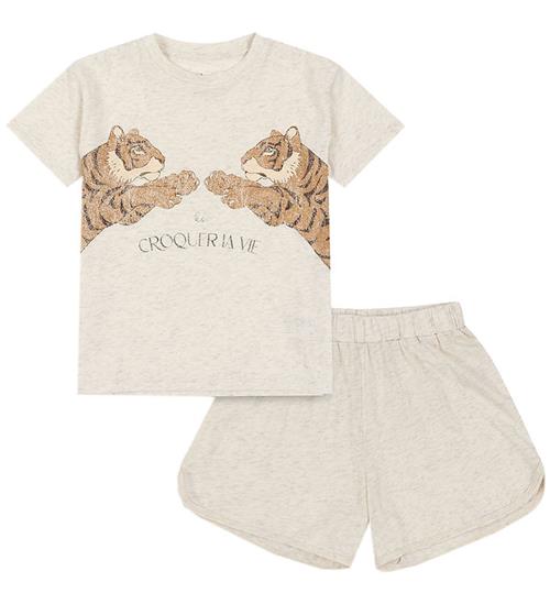 Se Konges SlÃ¸jd Konges SlÃ¸jd SÃ¦t - T-shirt/Shorts - Famo - Off White Melange ved KidsWorld