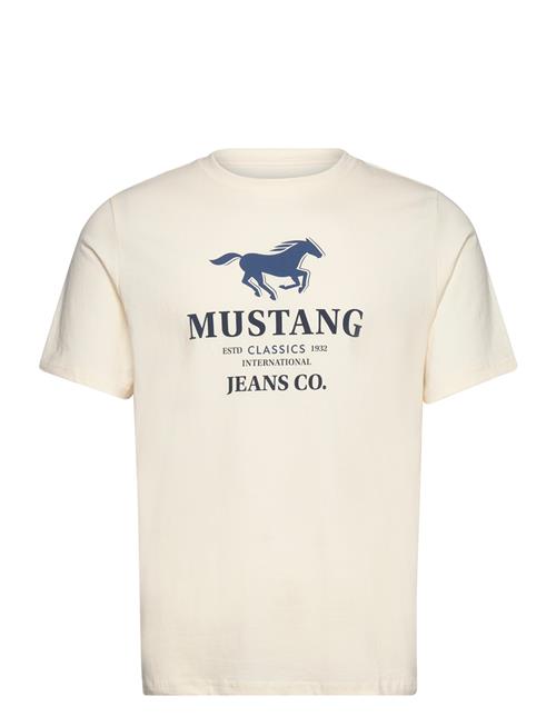 Se MUSTANG Style Austin MUSTANG Cream ved Booztlet